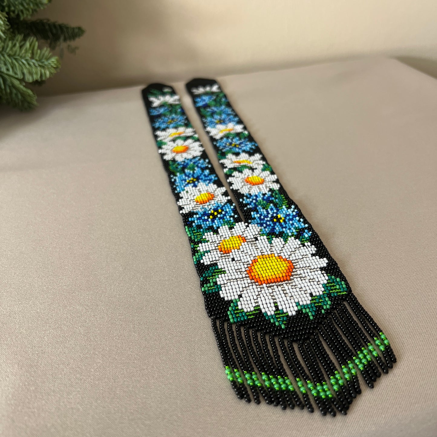 Straight Gerdan Necklace “Daisies and Cornflowers”