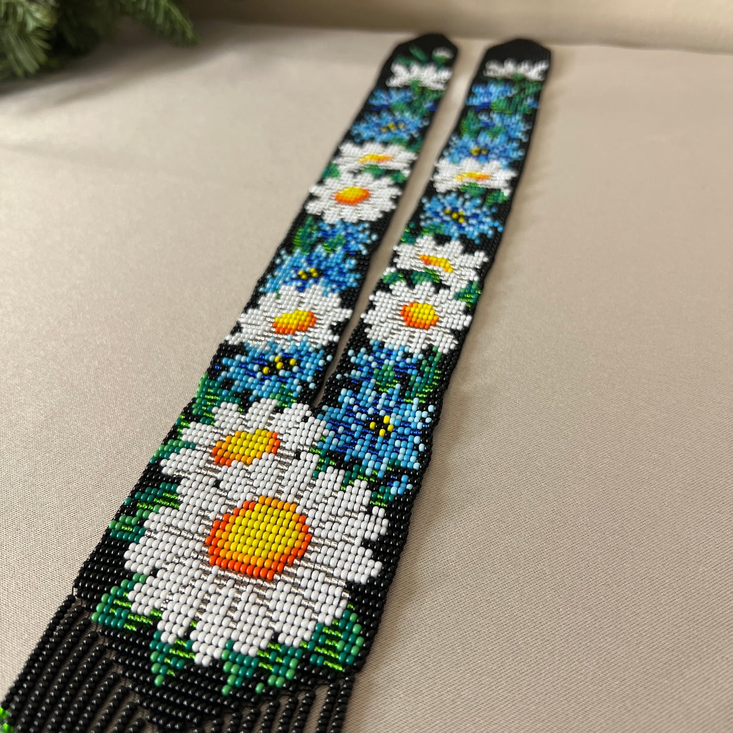 Straight Gerdan Necklace “Daisies and Cornflowers”