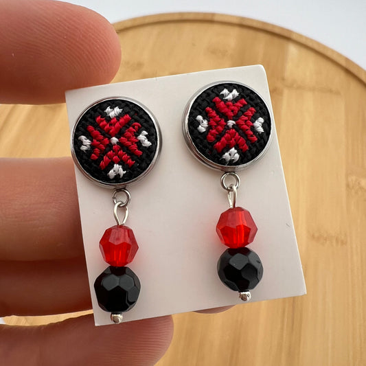 Вишиті сережки