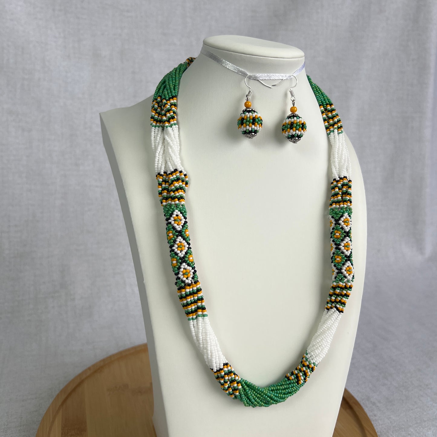 Набір з Етно Гердана та Сережок