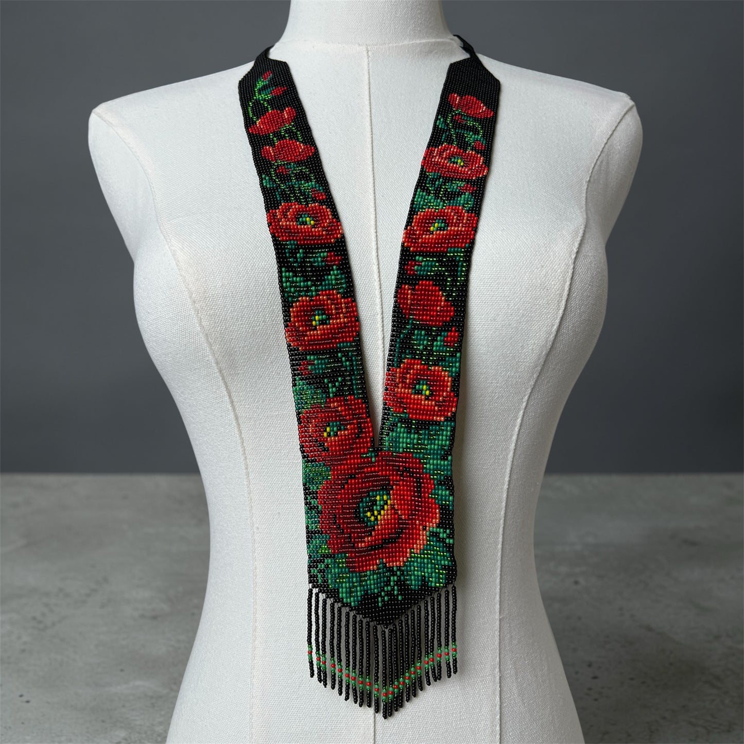 Гердан Прямий «Чорний з Маками»