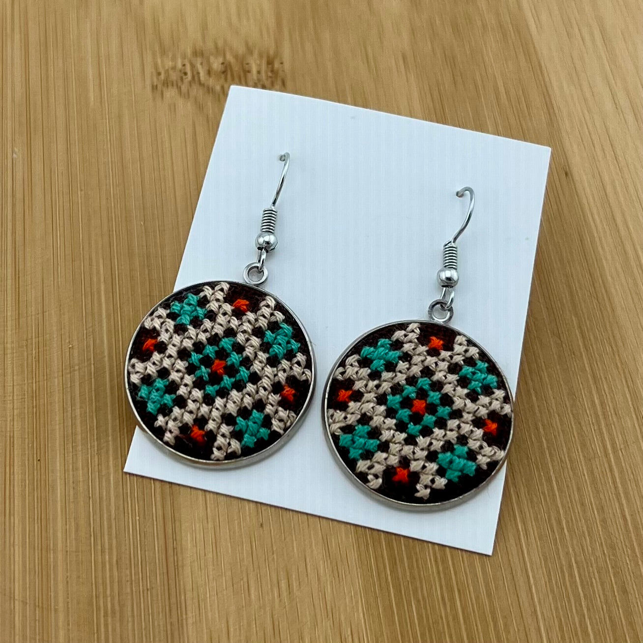 Вишиті сережки