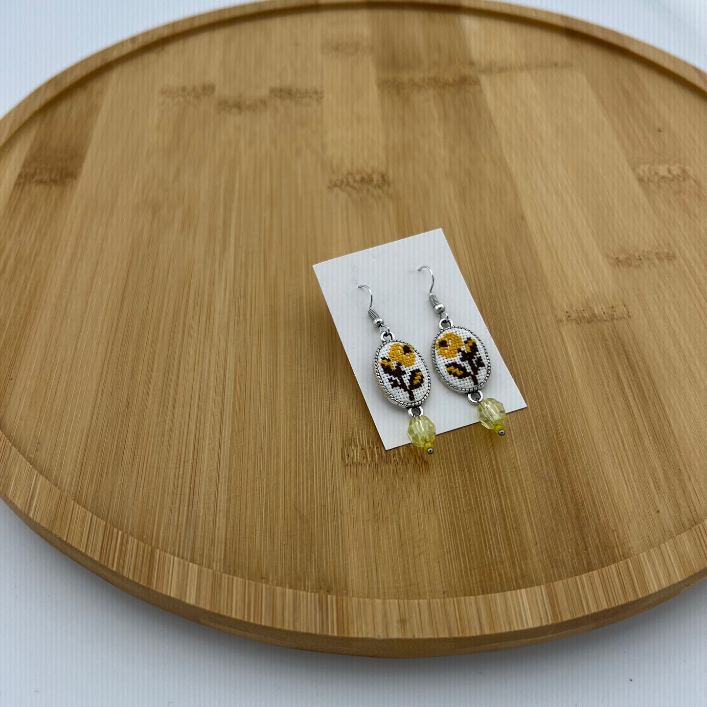 Вишиті сережки